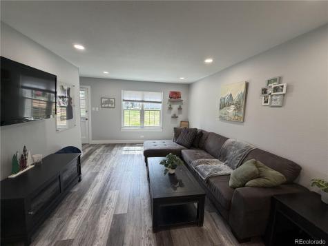 7110 S Gaylord Street Centennial CO 80122