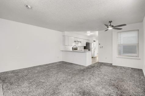 922 S Dearborn Way Aurora CO 80012