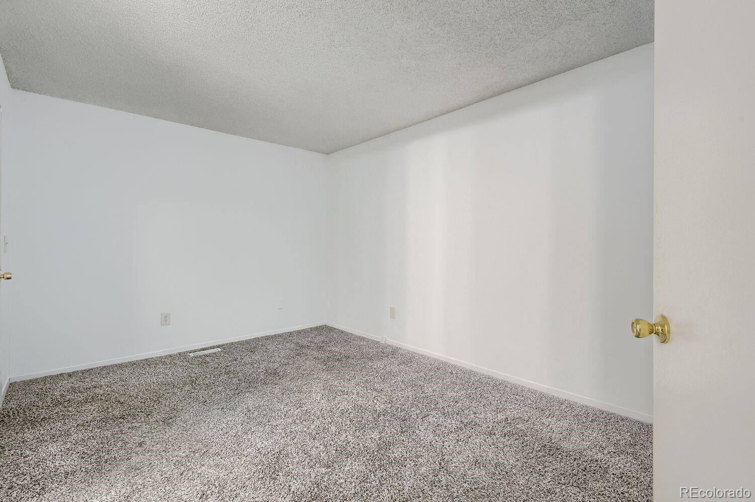 922 S Dearborn Way Aurora CO 80012