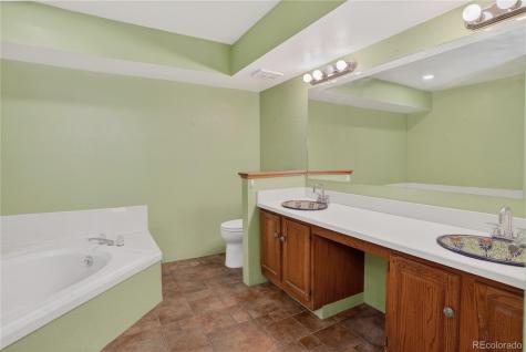 12043 W Cross Drive Littleton CO 80127