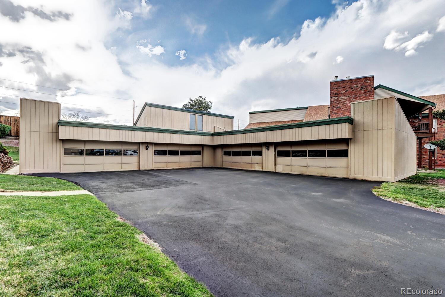 7877 S University Way Centennial CO 80122