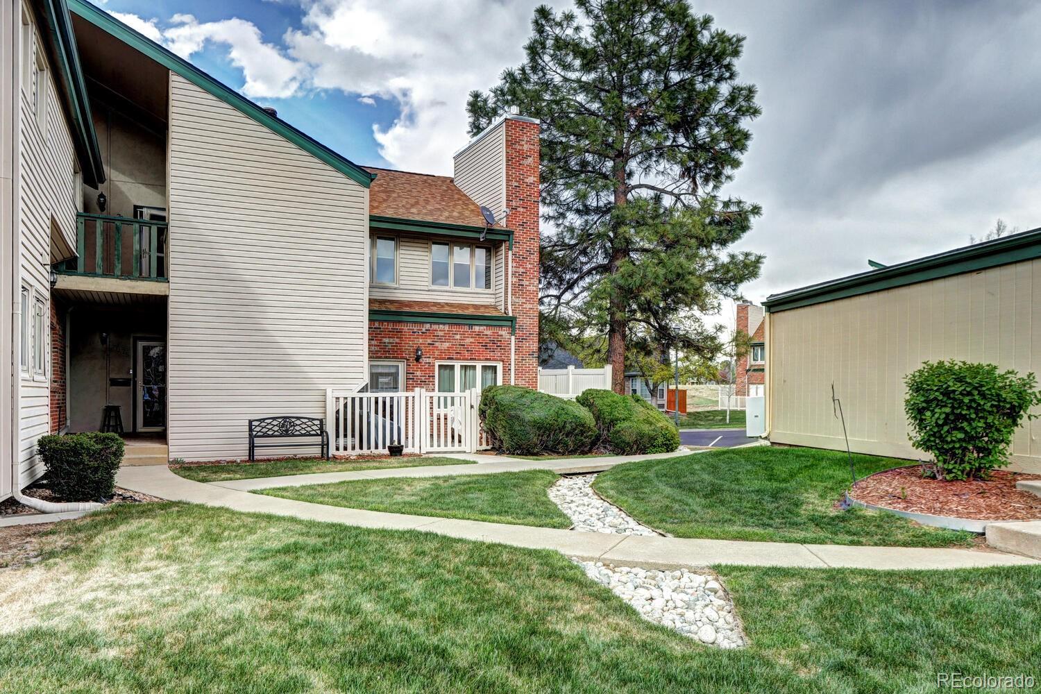 7877 S University Way Centennial CO 80122