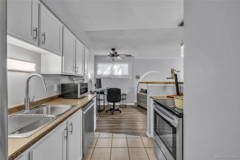 1830 Newland Court Lakewood CO 80214