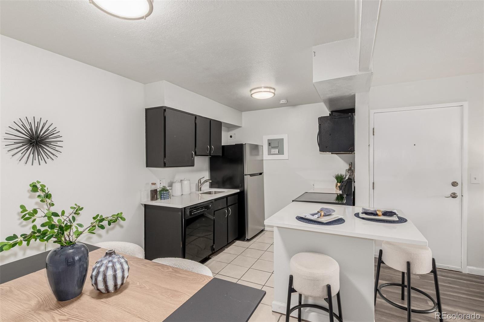 381 S Ames Street Lakewood CO 80226