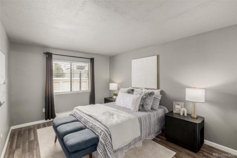 381 S Ames Street Lakewood CO 80226