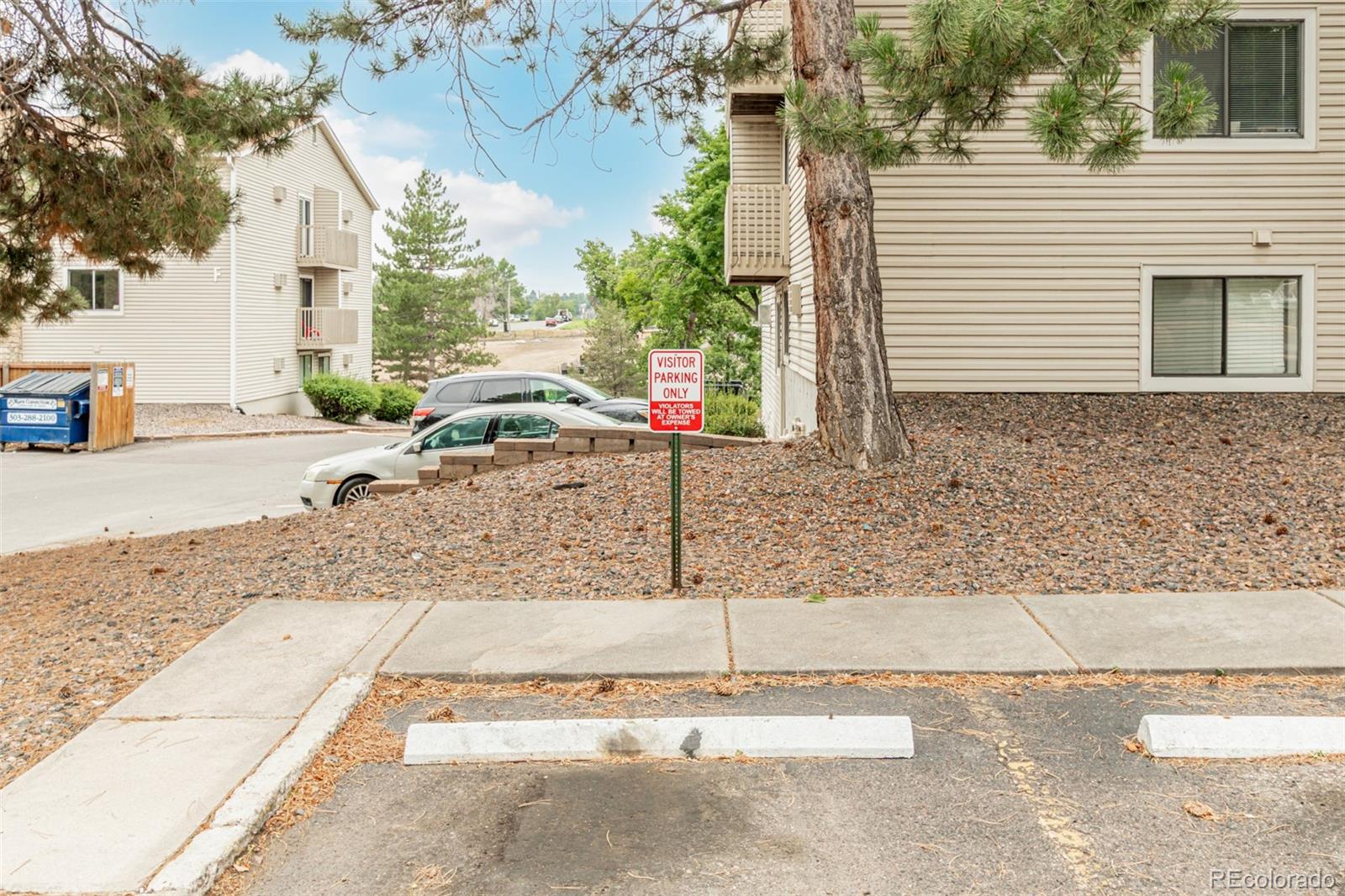 381 S Ames Street Lakewood CO 80226