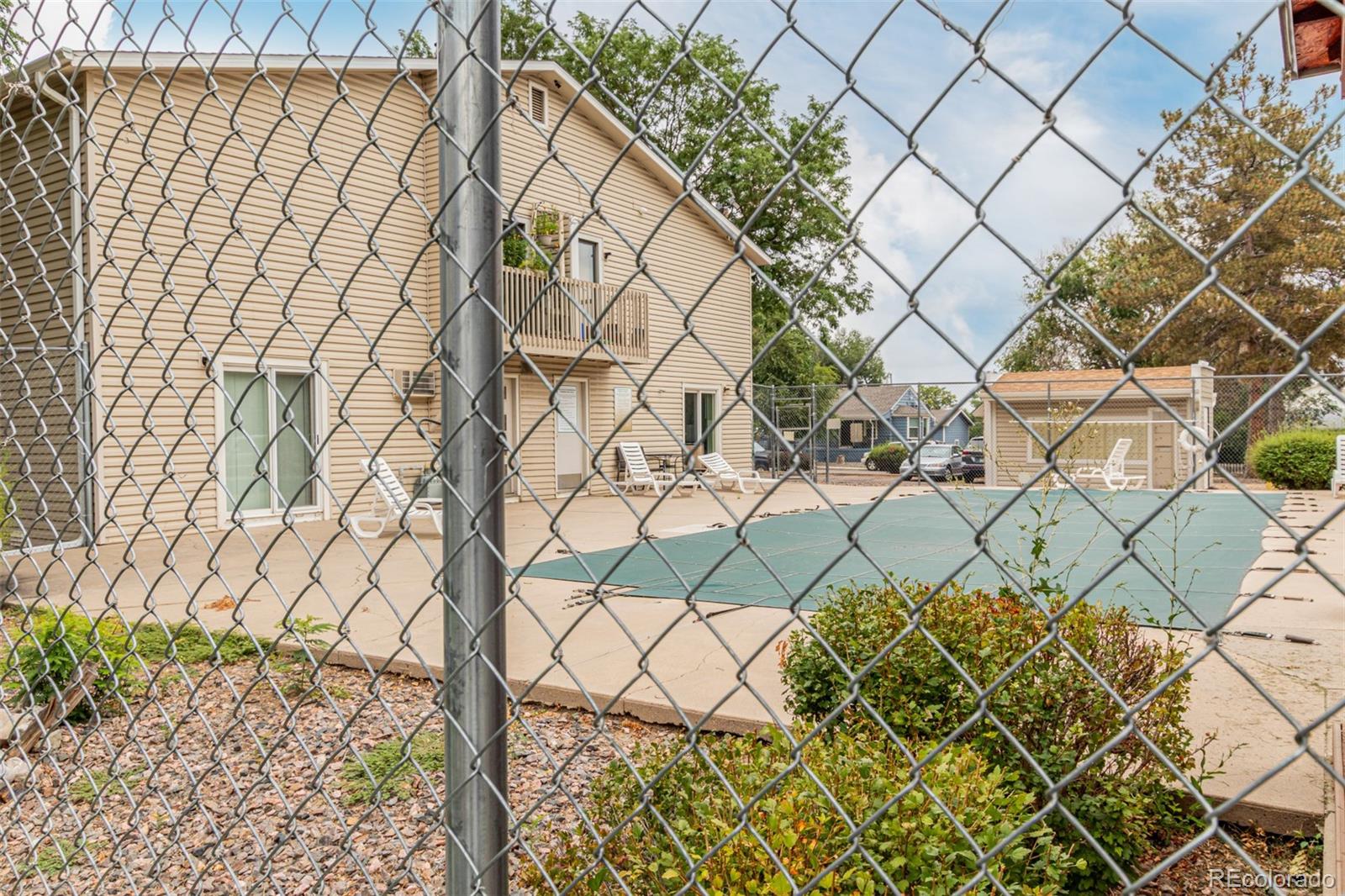 381 S Ames Street Lakewood CO 80226