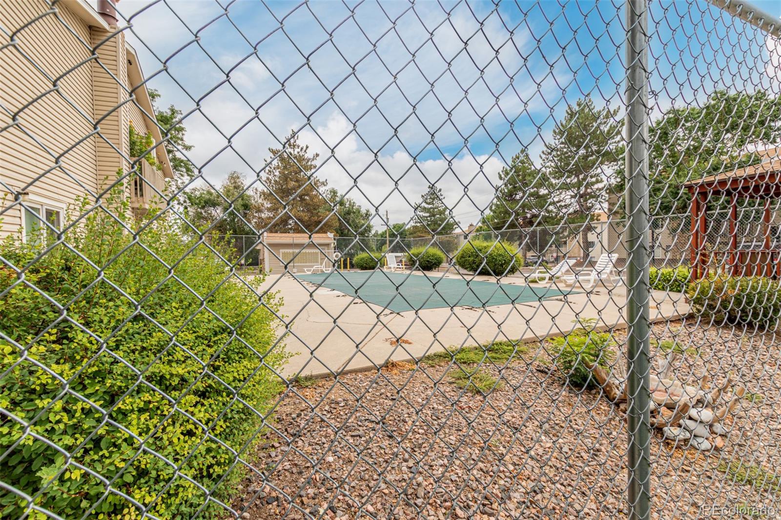 381 S Ames Street Lakewood CO 80226