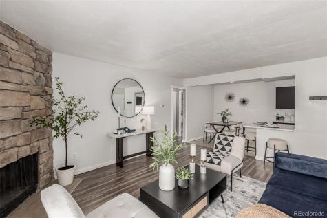 381 S Ames Street Lakewood CO 80226