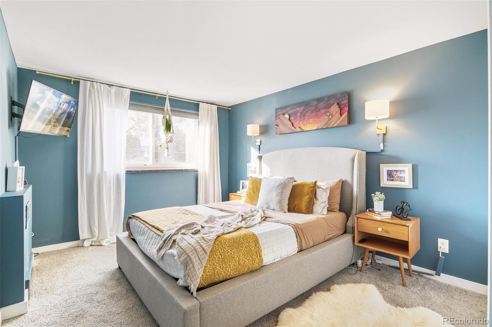 1243 N Gaylord Street Denver CO 80206