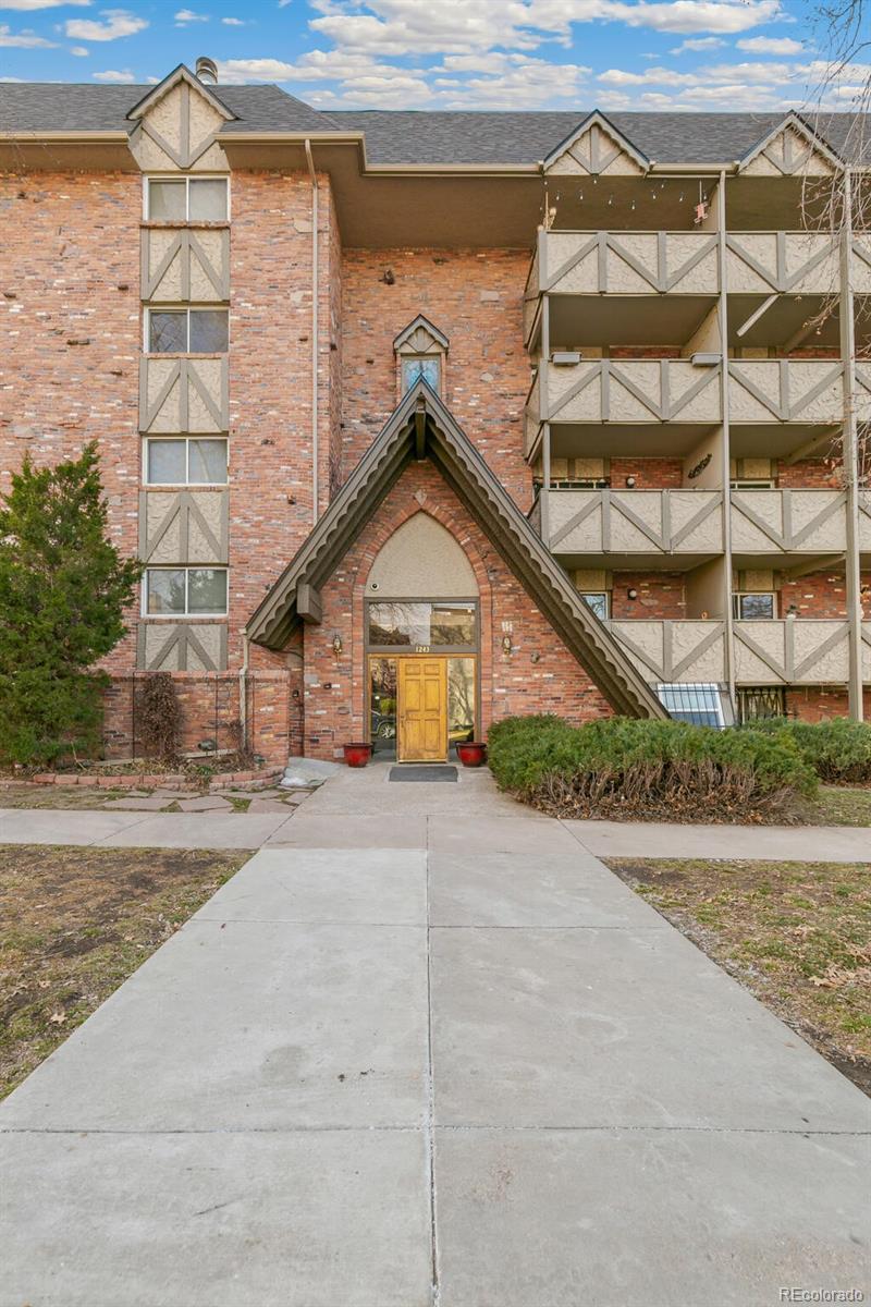 1243 N Gaylord Street Denver CO 80206