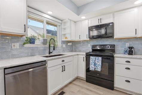6937 E Briarwood Drive Centennial CO 80112