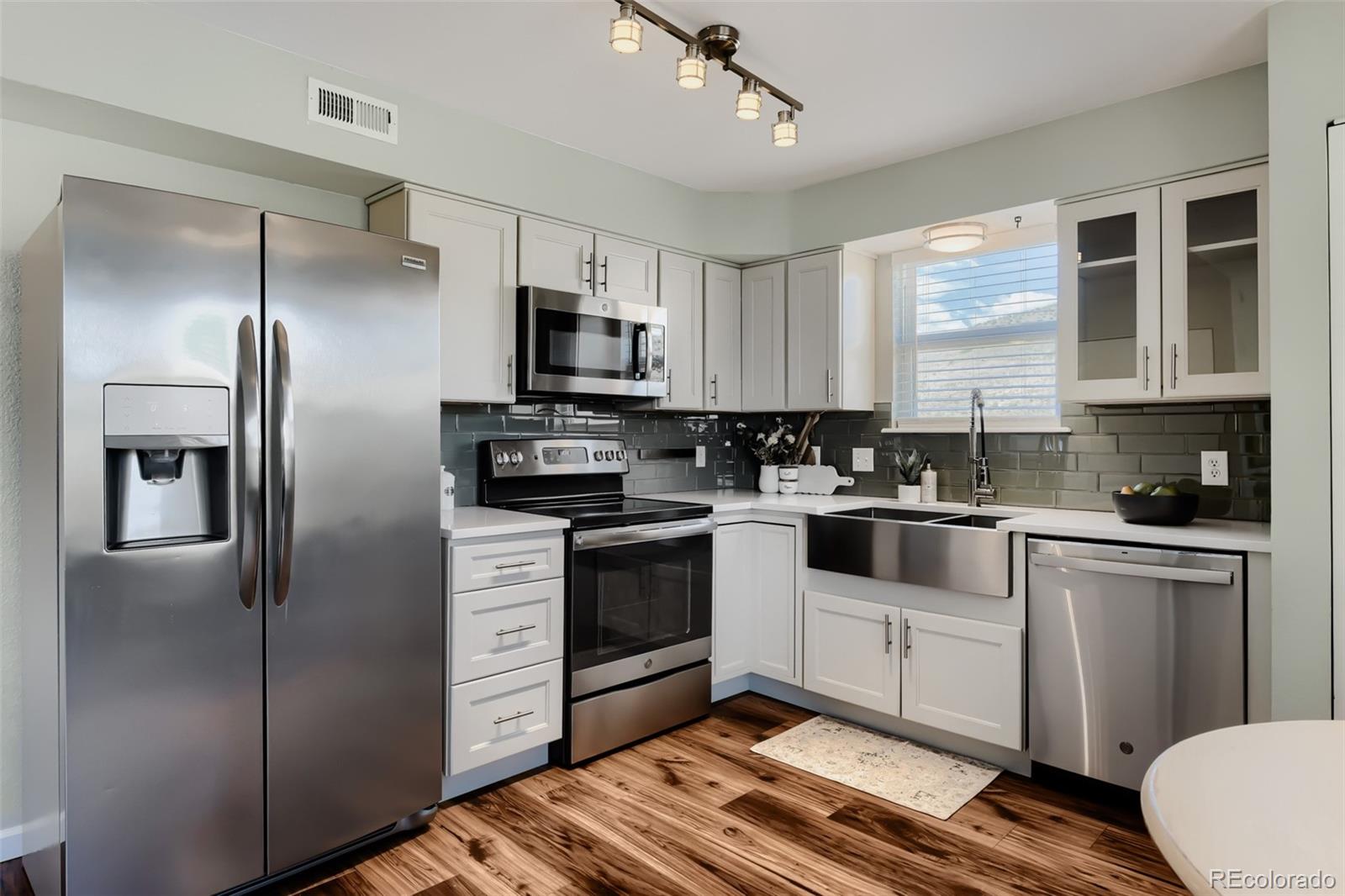 1631 S Deframe Street Lakewood CO 80228