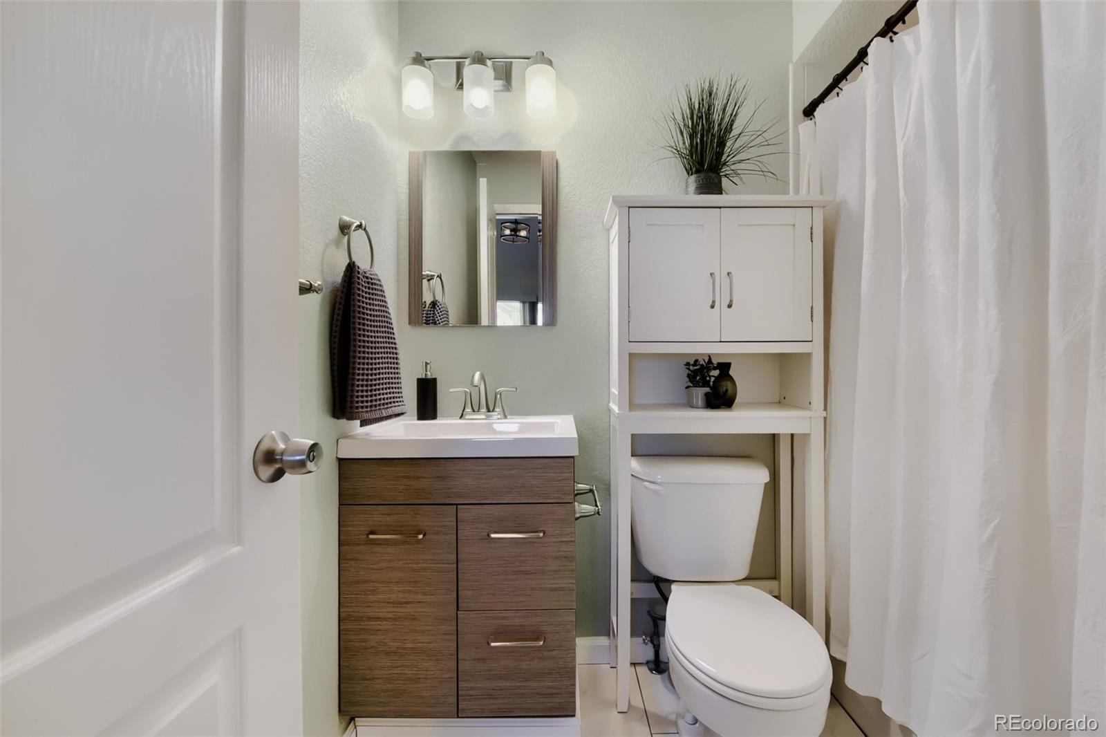 1631 S Deframe Street Lakewood CO 80228