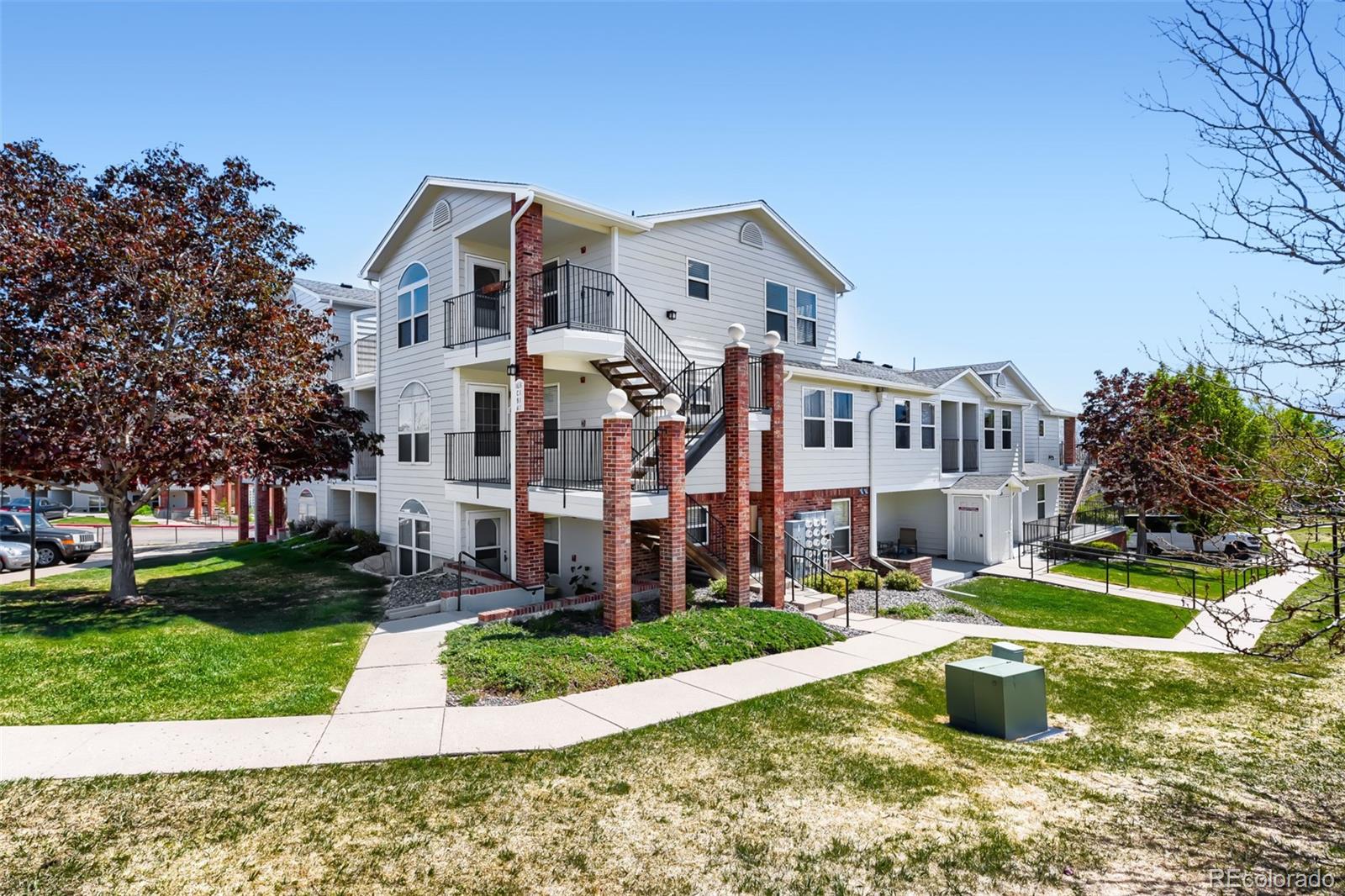 1631 S Deframe Street Lakewood CO 80228