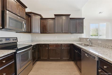 1623 N Granby Way Aurora CO 80011