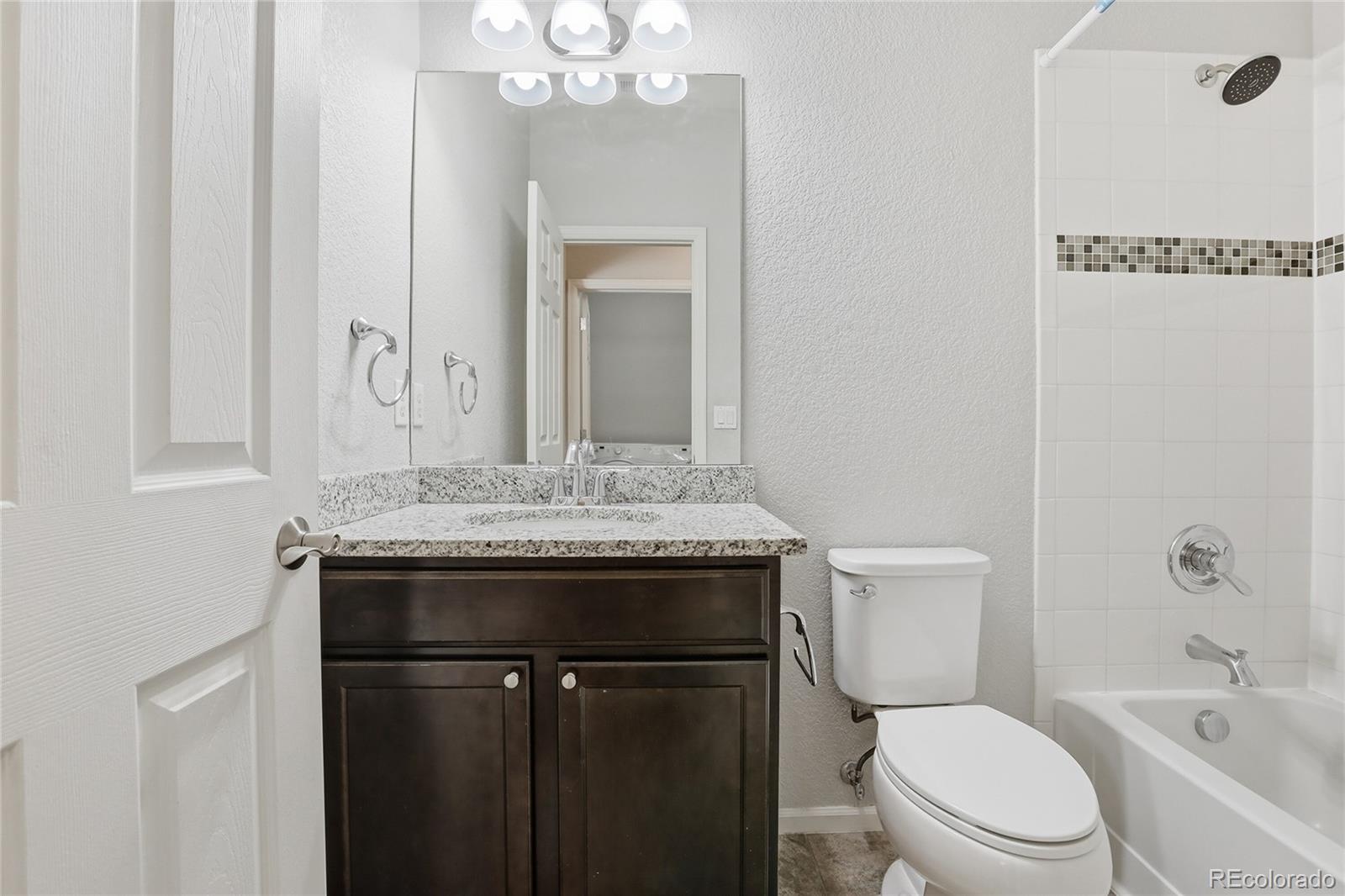 1623 N Granby Way Aurora CO 80011