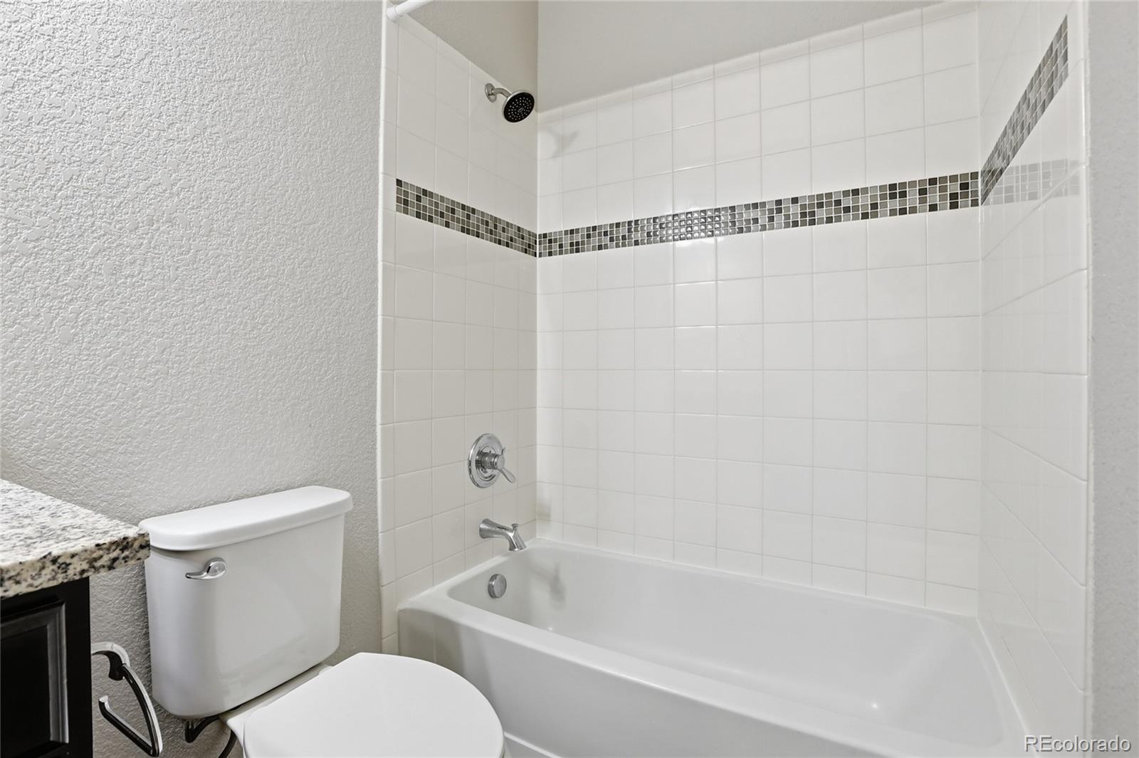 1623 N Granby Way Aurora CO 80011