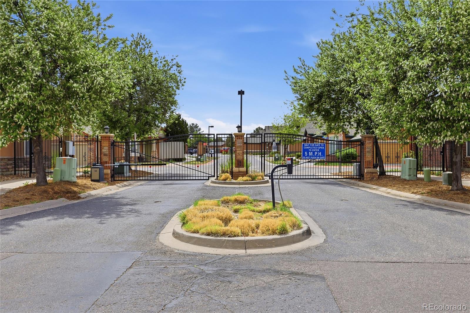 1623 N Granby Way Aurora CO 80011