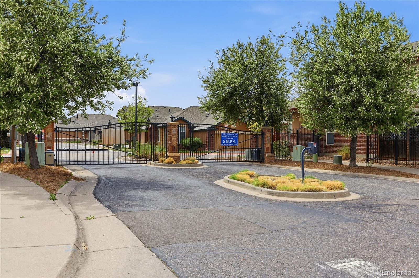 1623 N Granby Way Aurora CO 80011
