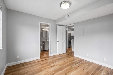 844 S Vance Street Lakewood CO 80226