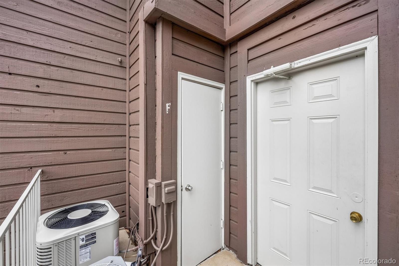 844 S Vance Street Lakewood CO 80226