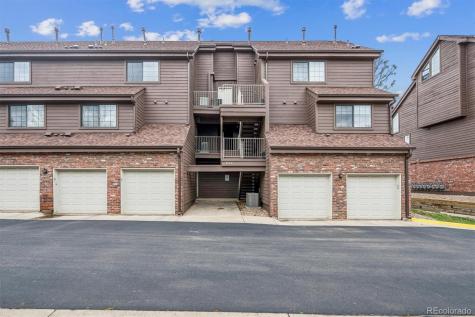 844 S Vance Street Lakewood CO 80226