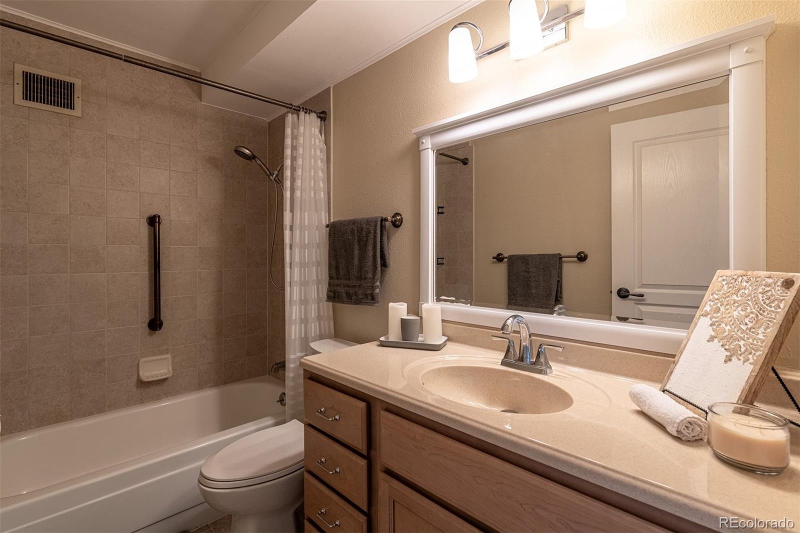 690 S Alton Way Denver CO 80247