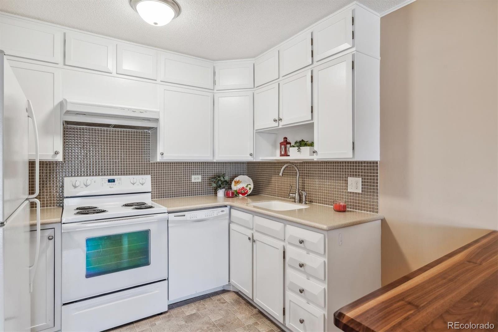 690 S Alton Way Denver CO 80247