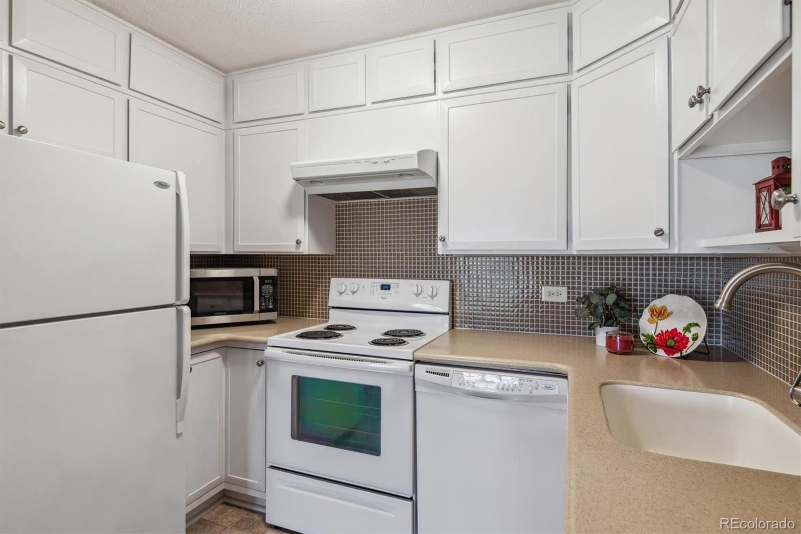 690 S Alton Way Denver CO 80247