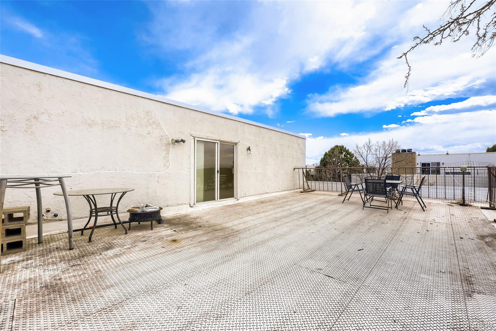 364 S Ironton Street Aurora CO 80012