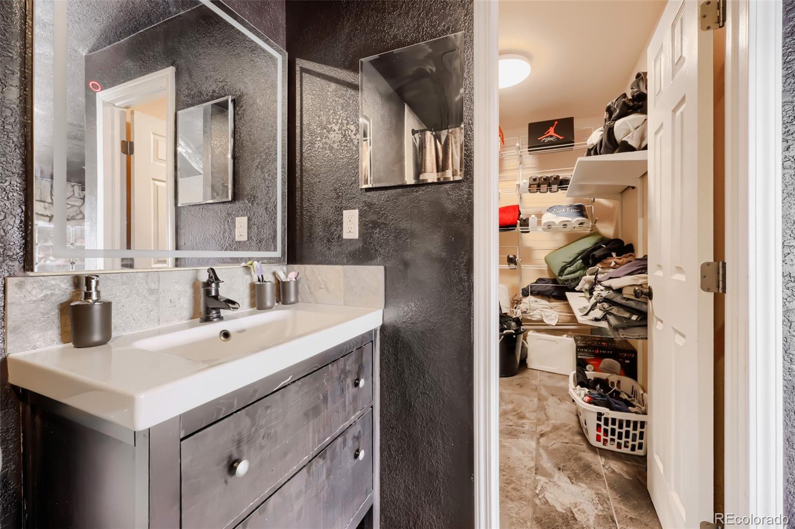 364 S Ironton Street Aurora CO 80012