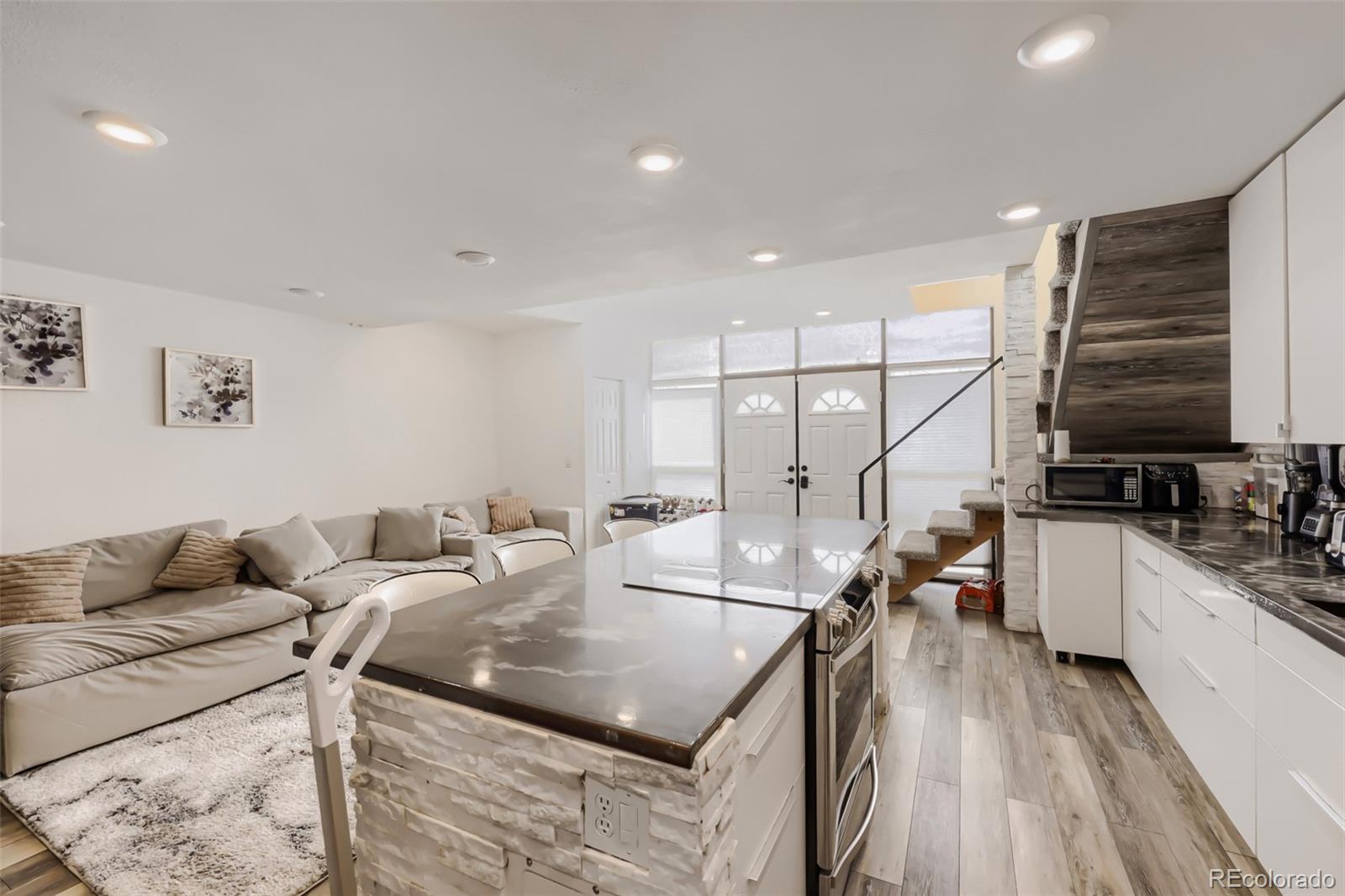 364 S Ironton Street Aurora CO 80012