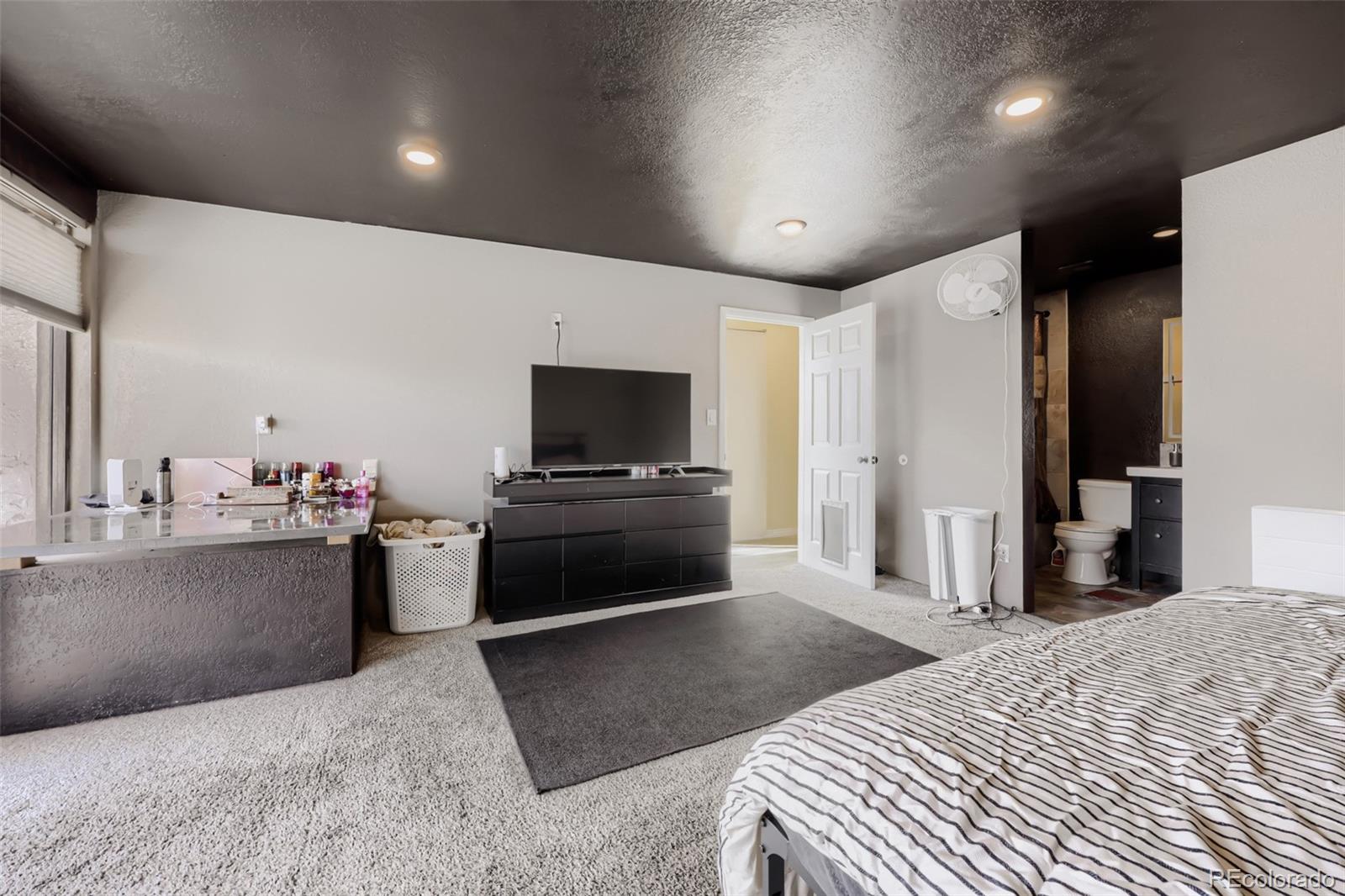 364 S Ironton Street Aurora CO 80012