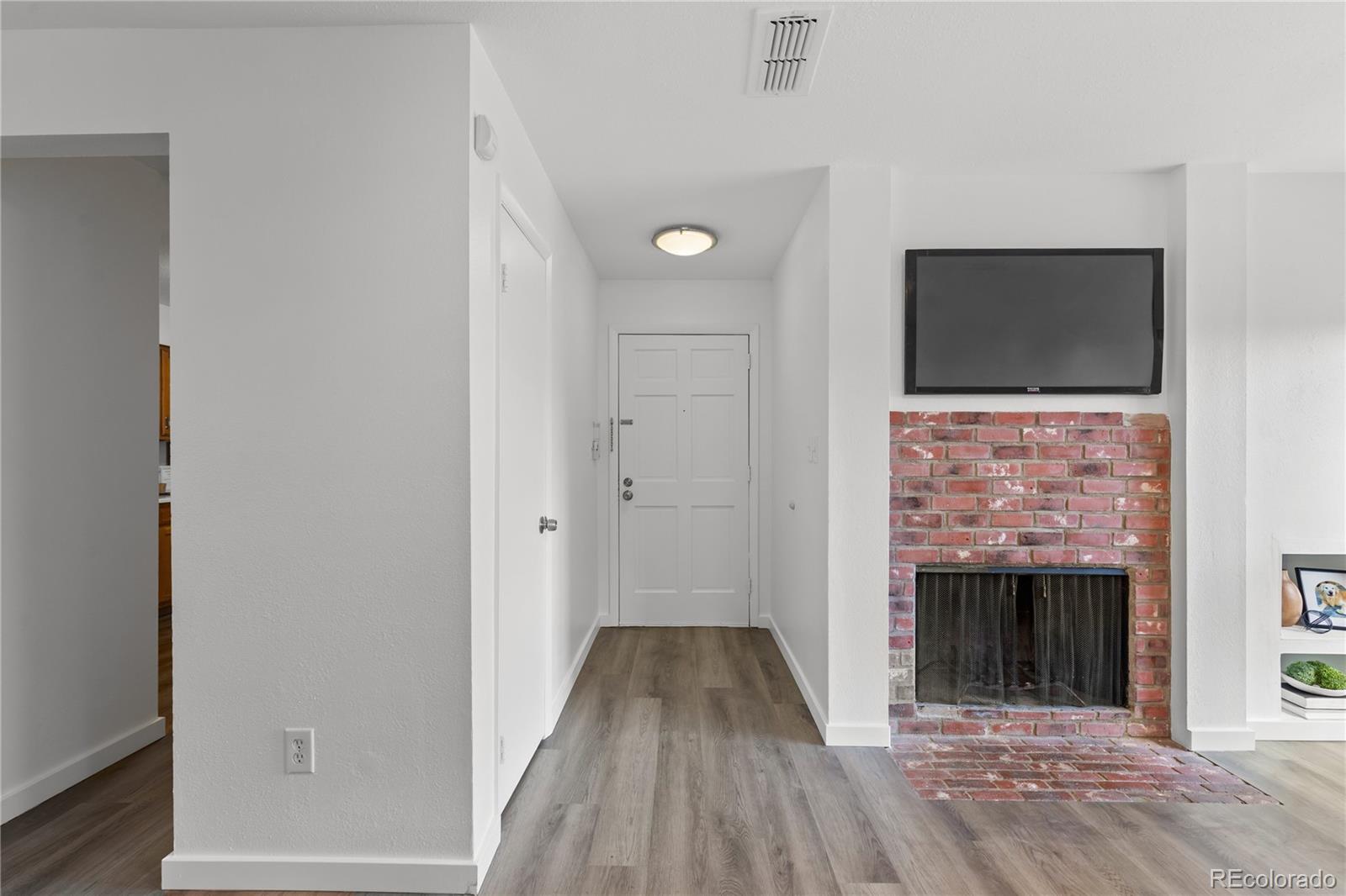 2215 E Geddes Avenue Littleton CO 80122
