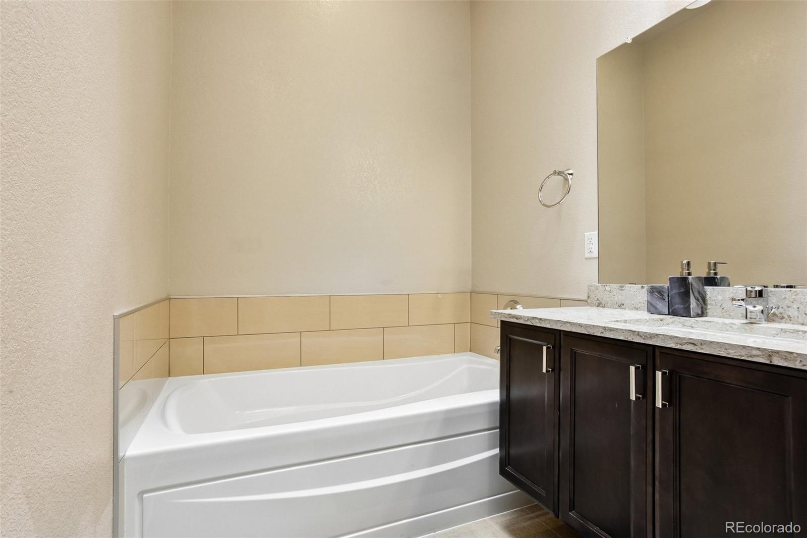 5548 Valentia Court Denver CO 80238