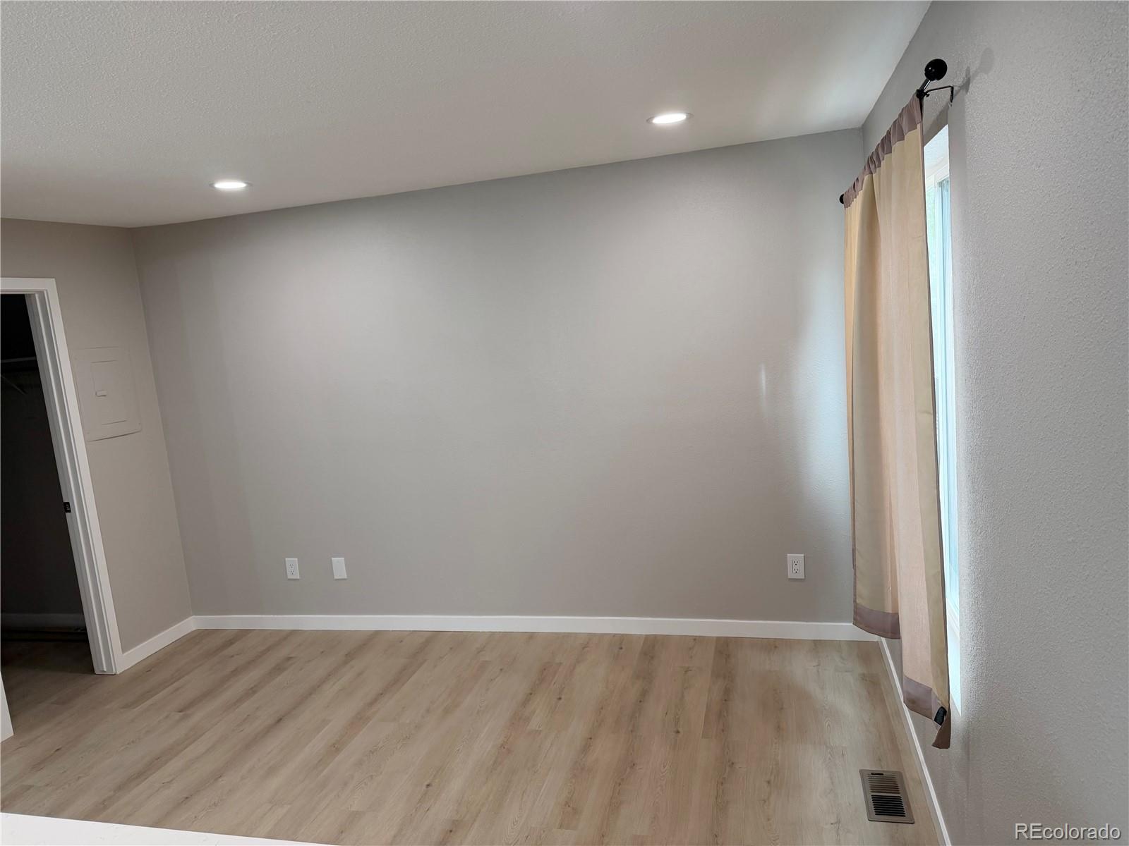 5250 S Huron Way Littleton CO 80120