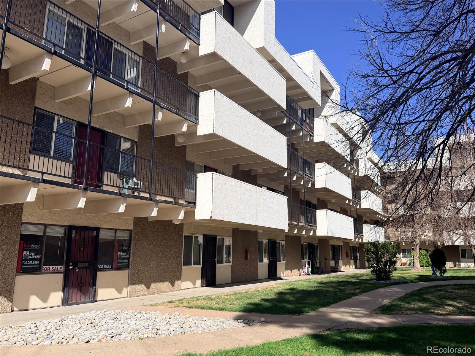 364 S Ironton Street Aurora CO 80012