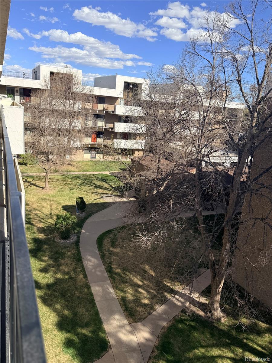 364 S Ironton Street Aurora CO 80012