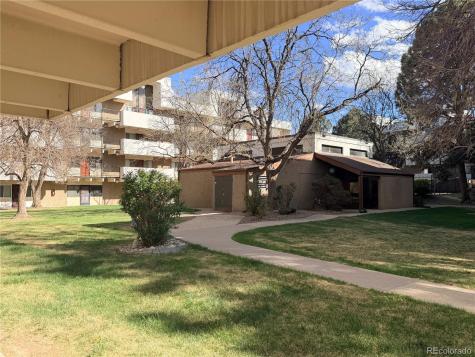 364 S Ironton Street Aurora CO 80012