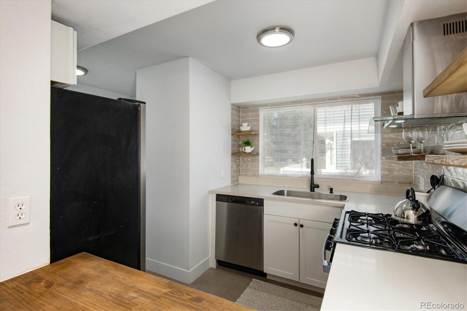 233 S Nome Street Aurora CO 80012