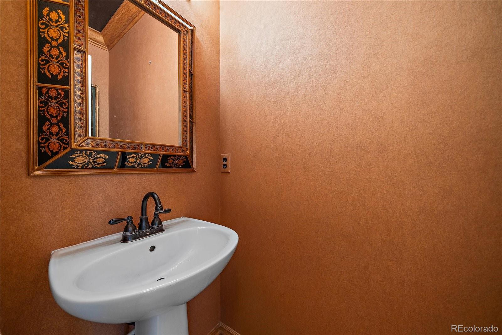 9915 E Hawaii Place Aurora CO 80247