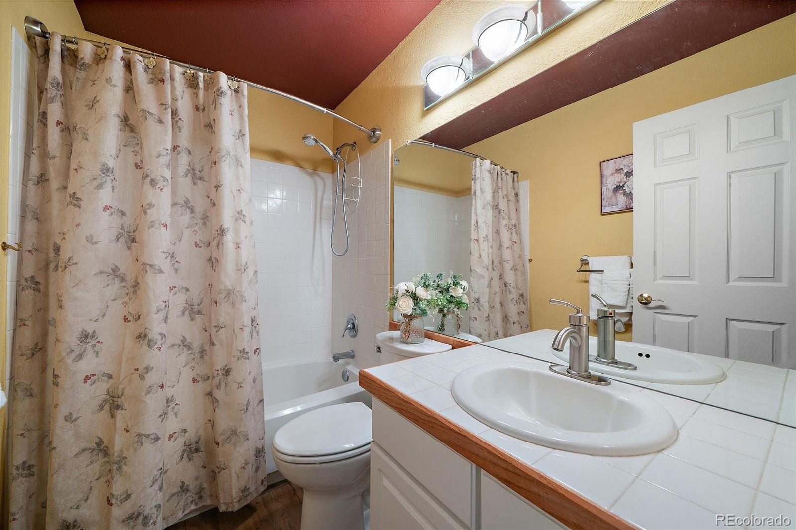 9915 E Hawaii Place Aurora CO 80247