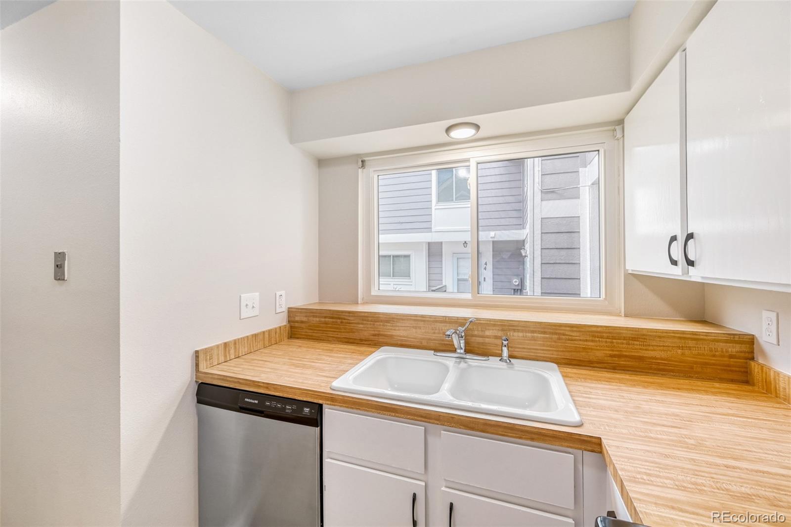6815 W 84th Way Arvada CO 80003