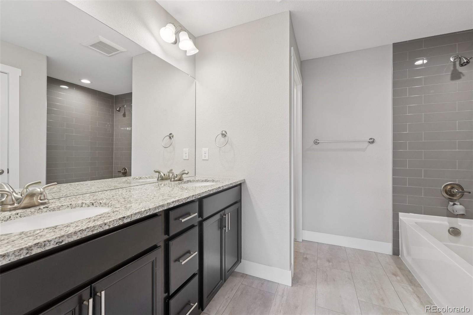 793 Robert Street Longmont CO 80503