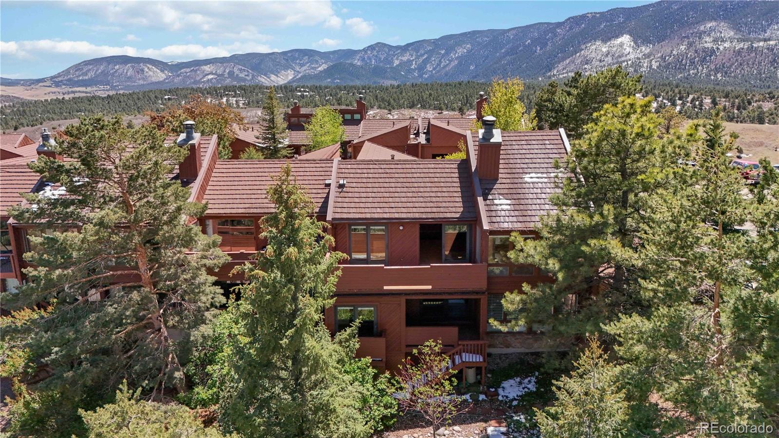 4535 Sentinel Rock Larkspur CO 80118