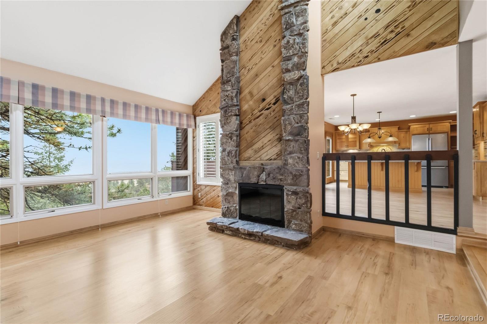 4535 Sentinel Rock Larkspur CO 80118