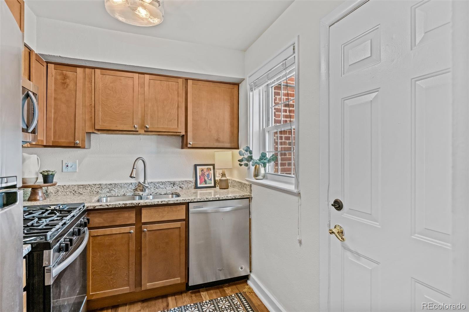 2828 Jasmine Street Denver CO 80207