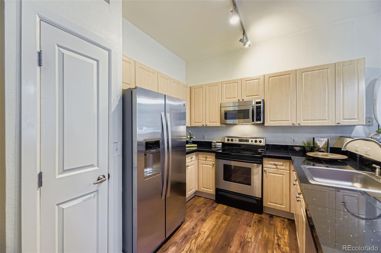5677 S Park Place Englewood CO 80111