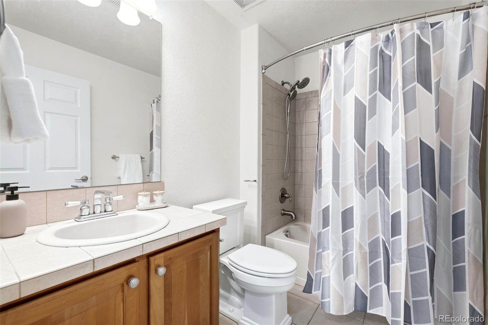 7603 S Addison Way Aurora CO 80016